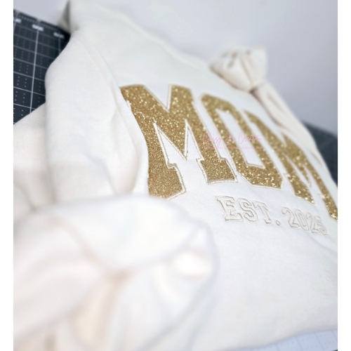 MOM Sweatshirt w/ EST. Year & Glitter Appliqué